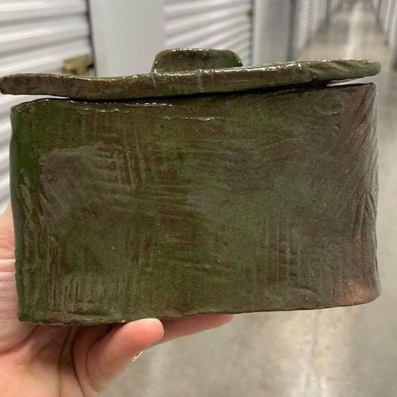 Vintage Ceramic Handmade Pottery Storage Box - Picture 3 of 10